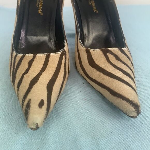 Dolce & Gabbana animal print pony pumps - Picture 4 of 10